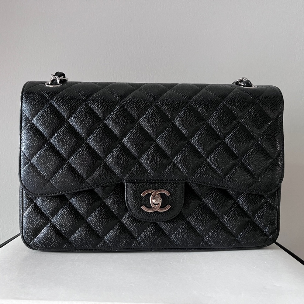 CHANEL Caviar Quilted Jumbo Double Flap bag